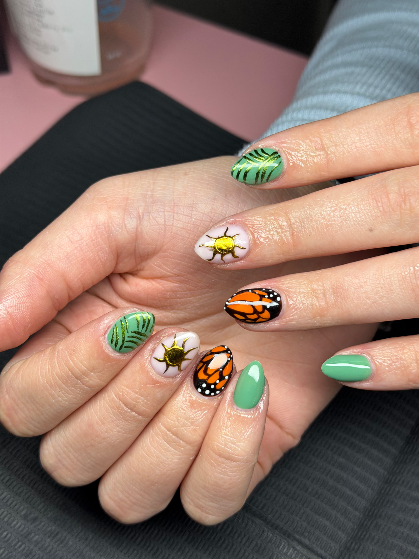 Monarch butterfly builder gel nail art by Serin